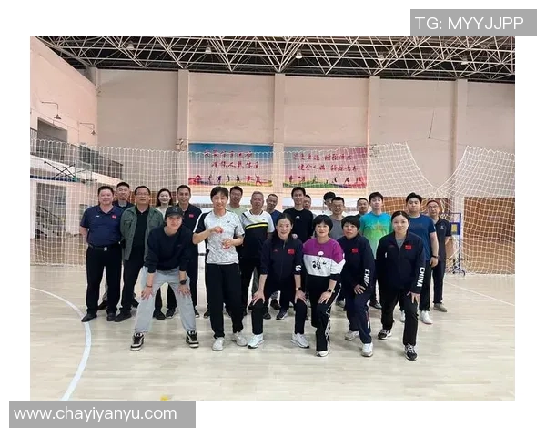 深圳篮球队在钻石联赛中的灵活性展现与战术创新分析 深圳篮球队在钻石联赛中的灵活性展现与战术创新分析