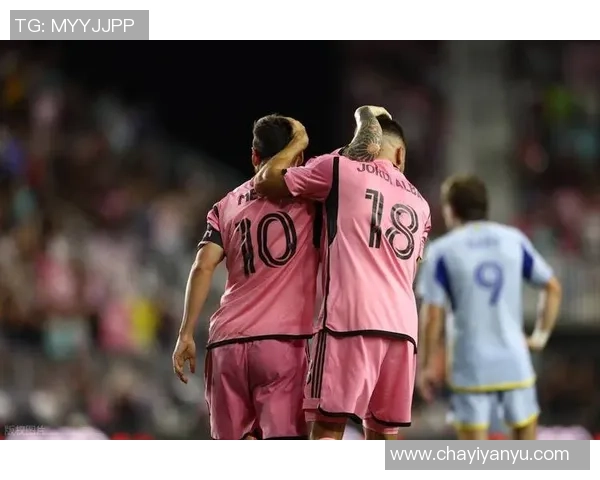 足球明星假装痛哭背后的真相揭秘引发球迷热议与媒体关注 足球明星假装痛哭背后的真相揭秘引发球迷热议与媒体关注